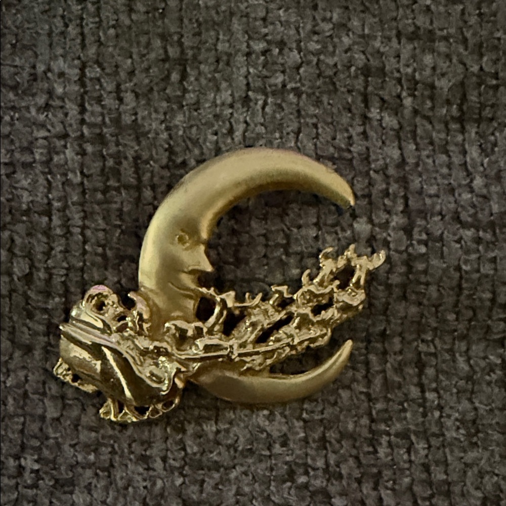 Gold Crescent Moon Brooch